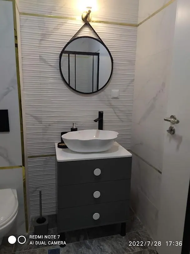 Azzurro Sarafovo Apartment Burgas 0*,