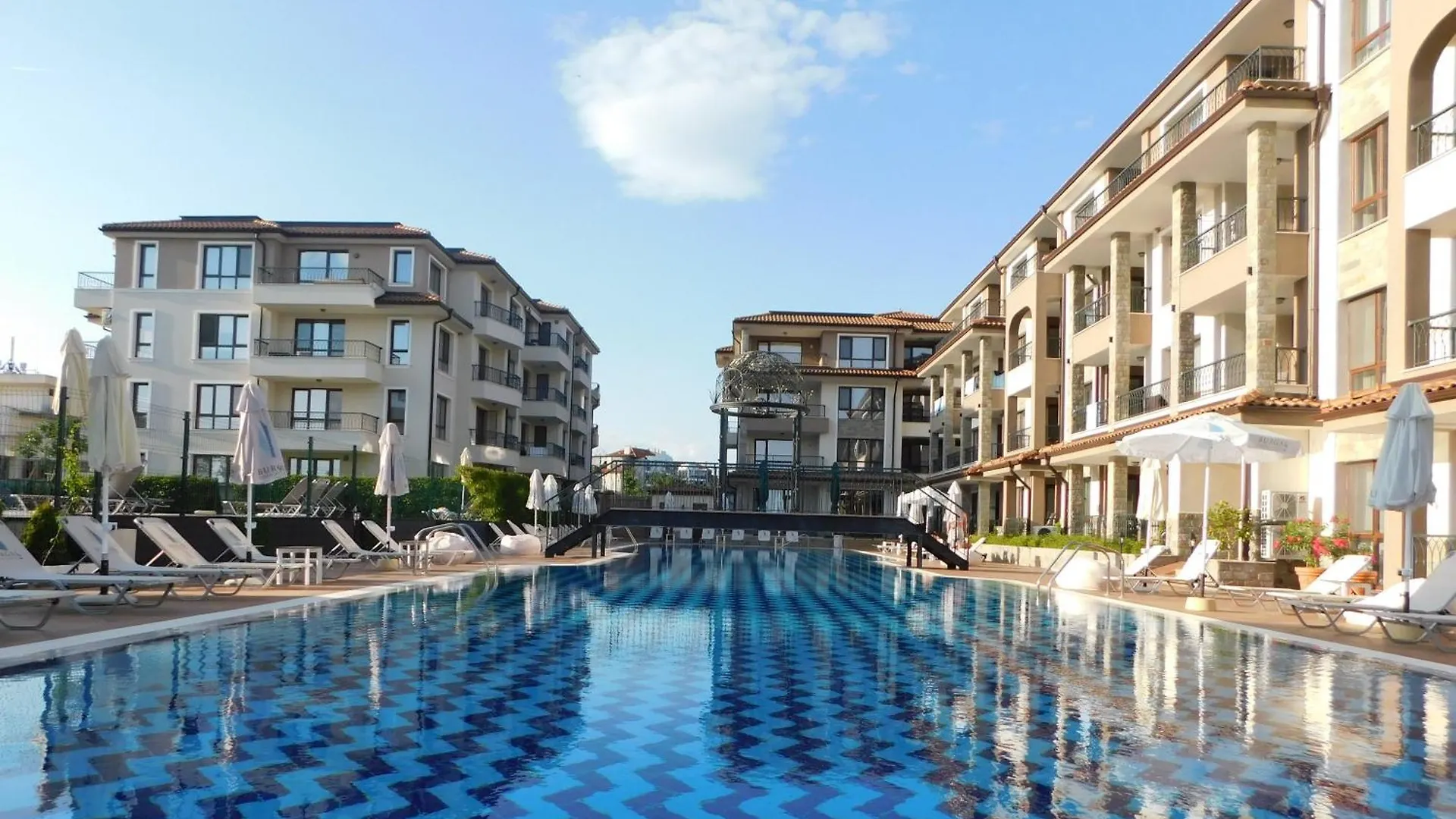 Azzurro Sarafovo Apartment Burgas 0*,  Bulgaria